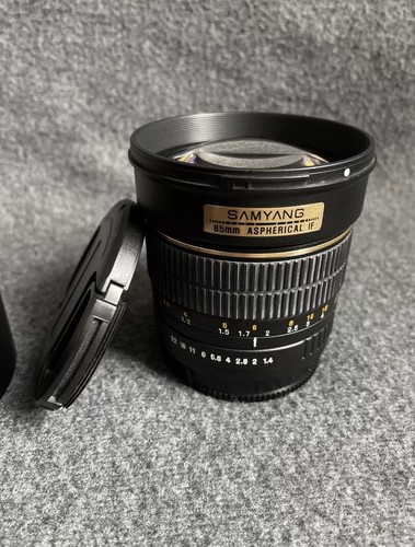 Samyang 85mm come se - 85mm,