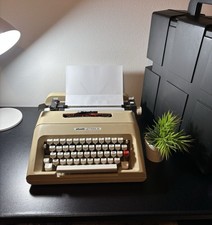 Macchina Da Scrivere Olivetti