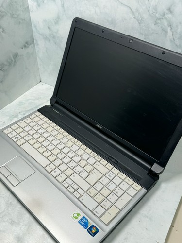 Notebook fujitsu lifebook a530 - fujitsu,