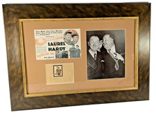 STAN LAUREL & OLIVER HARDY