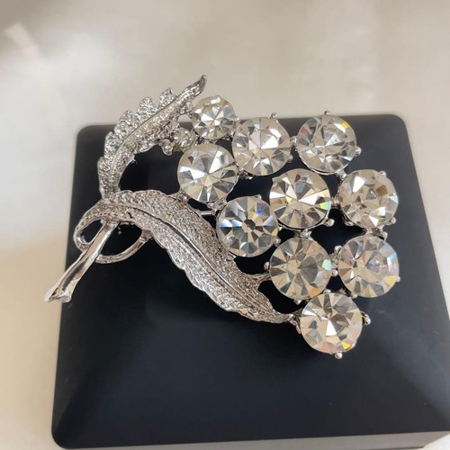 Spilla vintage con fiori - , in