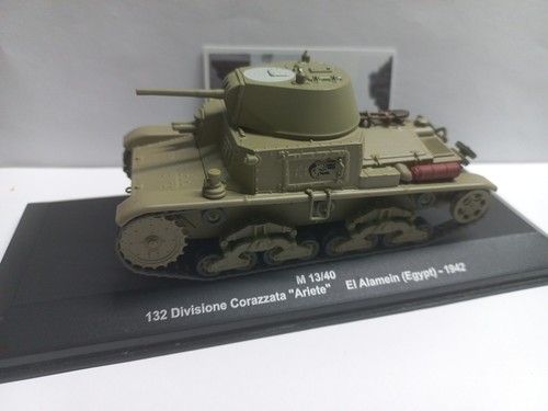 Char italien m13 40 132 - 1/43,, m13/40,