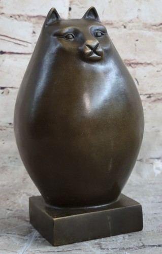 Statua scultura arte moderna