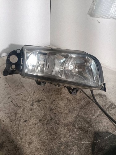 Faro proiettore anteriore