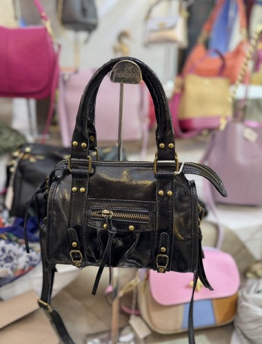 Borsa nera pelle - in,