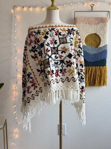 Poncho messicano bianco fatto