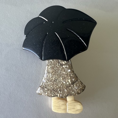 Petite broche vintage signée - petite,