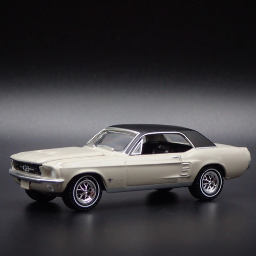Ford mustang coupe tan - ford,