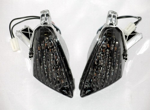 Frecce posteriori led nere - a,