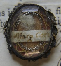 relic reliquary reliquia