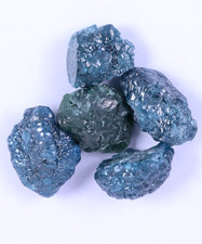 Diamante grezzo blu naturale