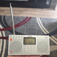 Tecsun PL-390 DSP radio
