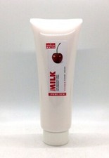 La Voglia Matta Cherry di Perlier 4,2 once / 125 ml latte corpo idratante R44