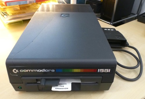 Commodore 1551 unidad floppy - 1551,