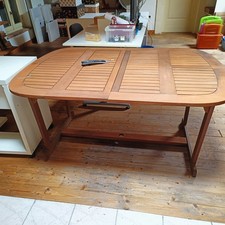 tavolo da esterno in legno allungabile da 150 cm  a 204 