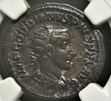 Gordiano III AR Doppio Denario AD 238-244 Vittoria Prigioniero NGC XF 