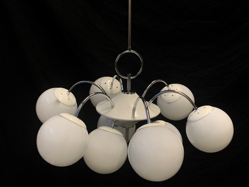 Lampadario attribuito - , a