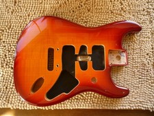 Originale Fender Player HSH Stratocaster Strat Body Aged Cherry Burst più parte superiore