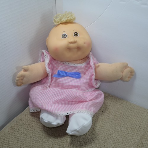 Hasbro 1986 piccola - , bambola