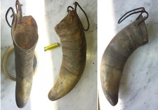ANTICO PORTACOTE IN CORNO DI BUE CON GANCIO METALLICO (FILO DI FERRO) 4.
