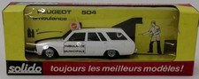 Minicar SOLIDO PEUGEOT 504 AMBULANZA