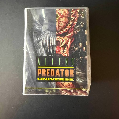 Aliens predator universe set - aliens,