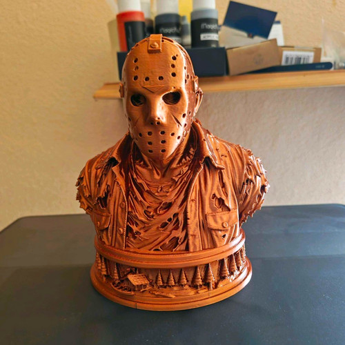 Statua busto personaggio