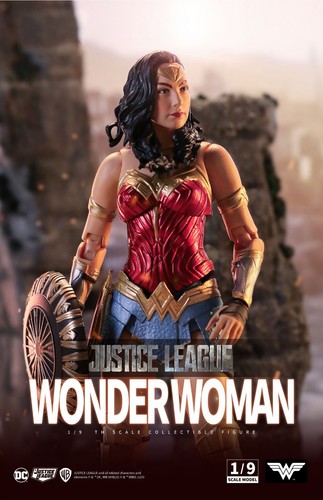 Wonder woman action figure - woman,