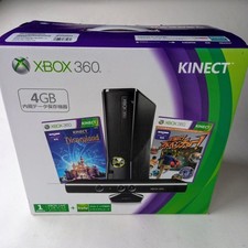 Xbox 360 4 GB Kinect Console