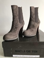 Stivaletto donna pari al Nuovo , in pelle scamosciata, tacco, tg. 37 con scatola