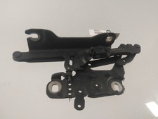 Front hood release cable - front,