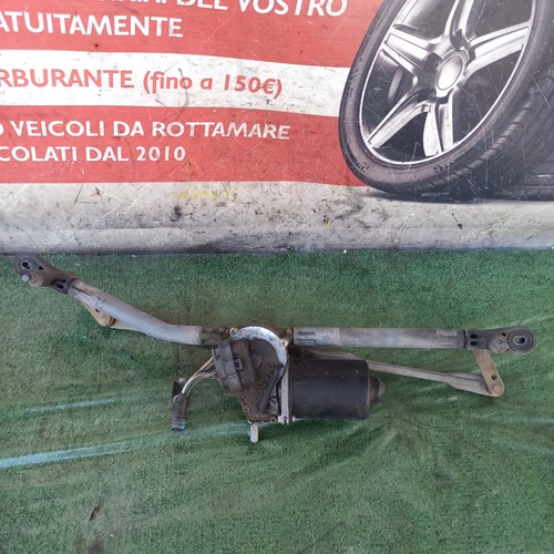 Tandem motorino tergicristallo - motorino,