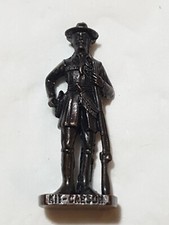 SOLDATINI FERRERO KINDER IN METALLO  KIT CARSON SCAME 