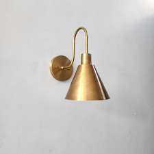 Elegante lampada da parete in