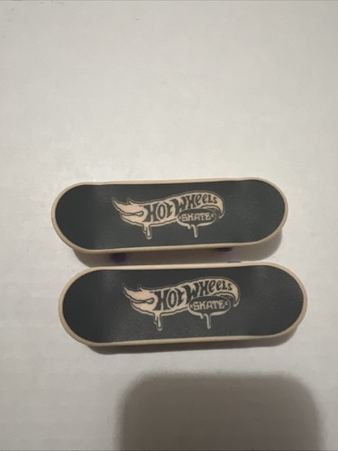 Hot wheel skateboard - hot,