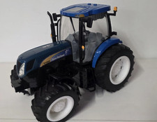 Trattore Britains New Holland