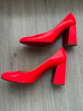 Christian Louboutin decolte