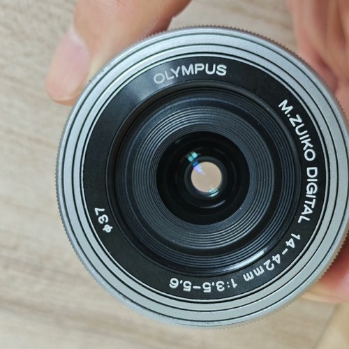 Olympus zuiko 42 mm - m.zuiko,