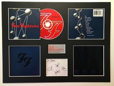 FOO FIGHTERS- Signed Autographed -THE COLOUR AND THE SHAPE- Album Display Deluxe