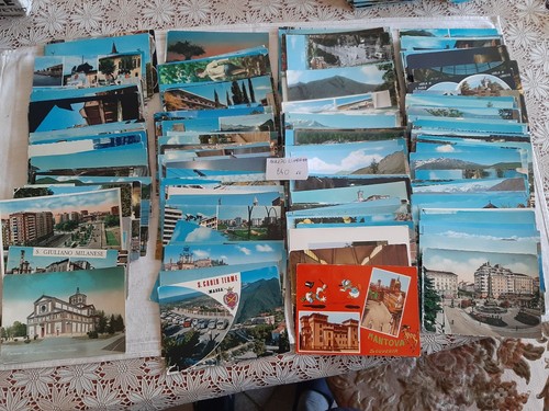Lotto66 240 cartoline anni70 - ,
