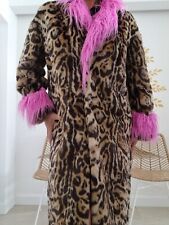 Pelliccia leopardata con collo e polsini fucsia in lama sintetica tg. 46 ita