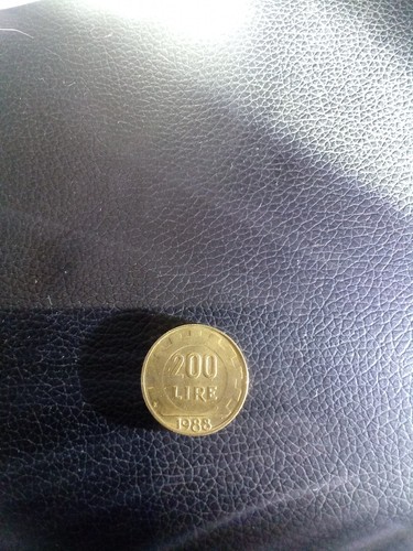 200 lire 1988 - 200,