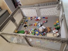 Box per bambini con tappeto 150x180cm (giochi esclusi)