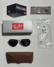 Store Display Rayban Classic