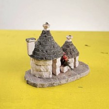 soprammobile in pietra