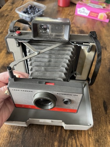 Polaroid automatic 104 - 104, land