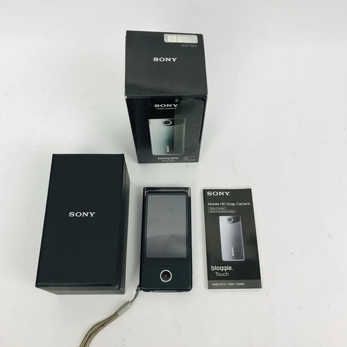 Sony bloggie touch mobile - sony,