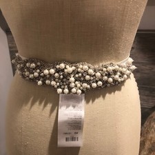 pronovias les accessories