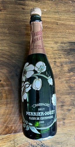 Bottiglia vuota perrier - bottiglia,