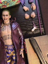Hot Toys MMS382 Suicide Squad